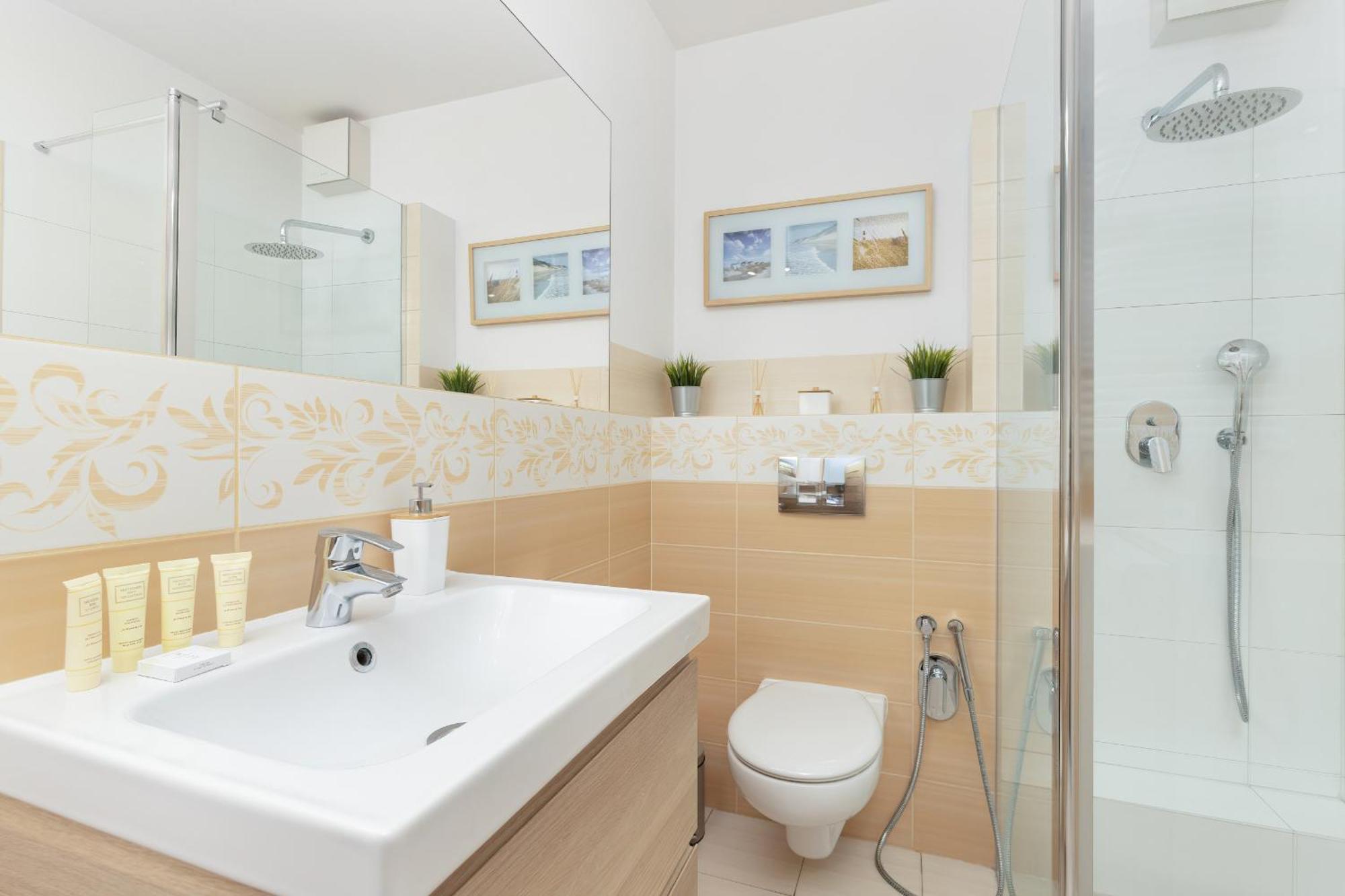 Jasny & Przestronny Apartament Z Balkonem I Parkingiem By Rent Like Home Gdynia Kültér fotó