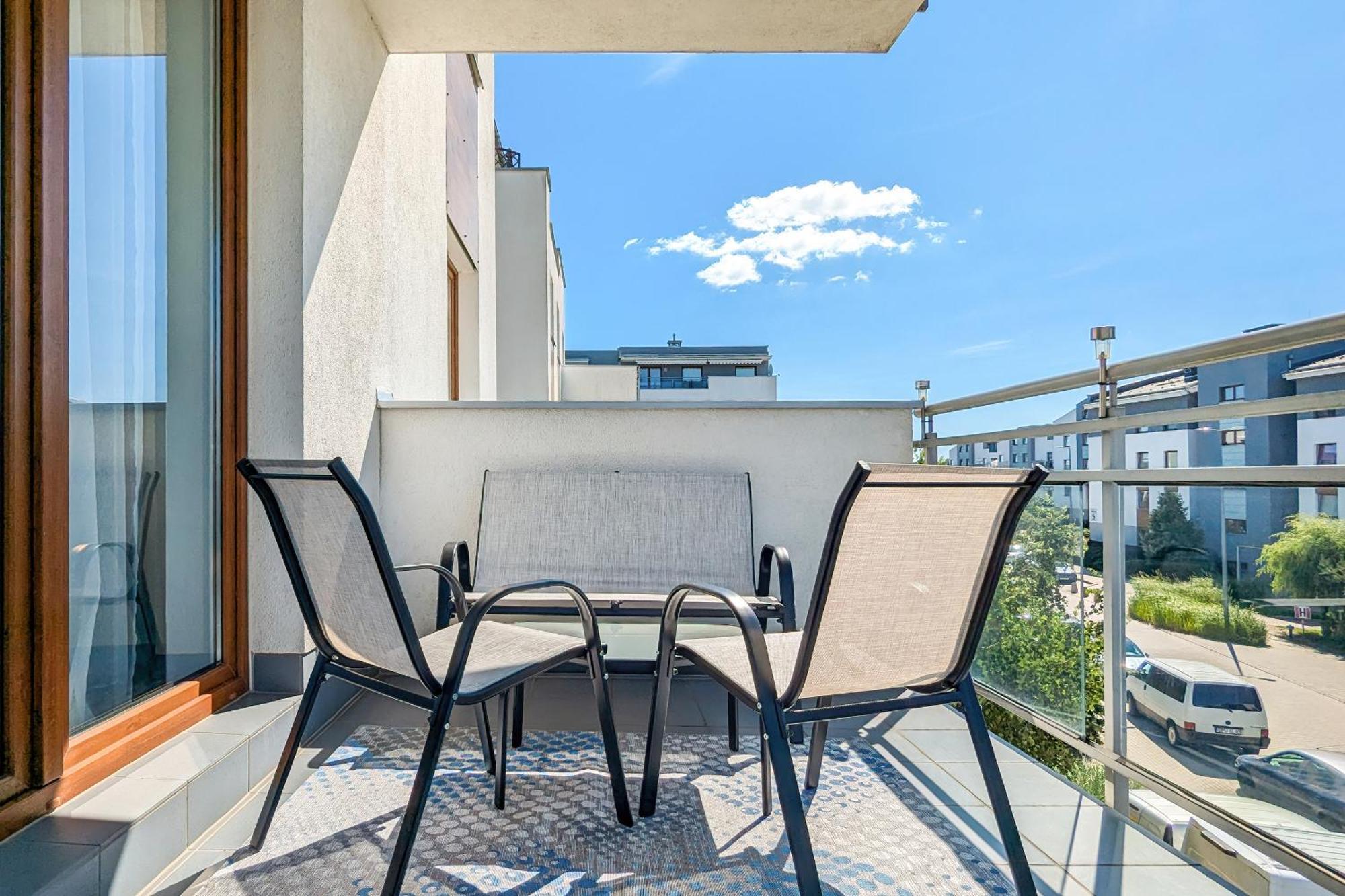 Jasny & Przestronny Apartament Z Balkonem I Parkingiem By Rent Like Home Gdynia Kültér fotó