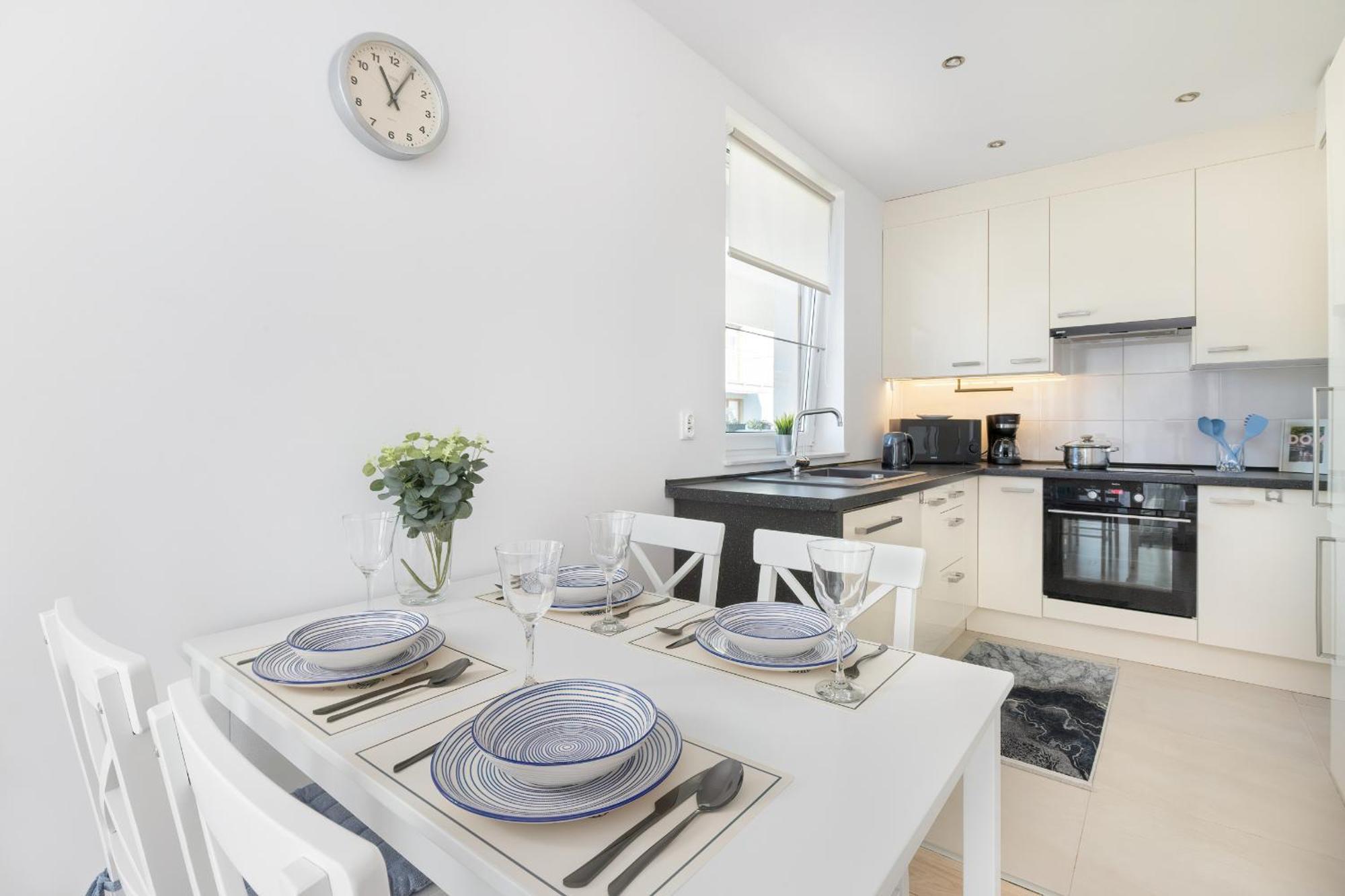 Jasny & Przestronny Apartament Z Balkonem I Parkingiem By Rent Like Home Gdynia Kültér fotó